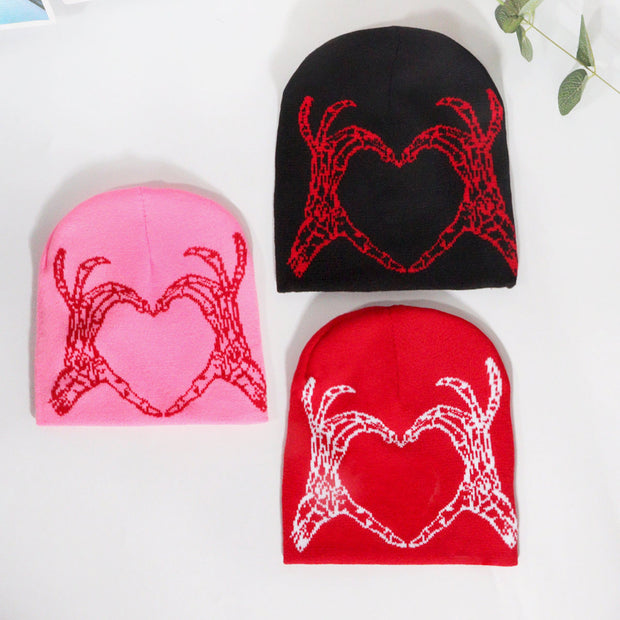 Trendy new love skull hand-painted knitted hat to keep warm