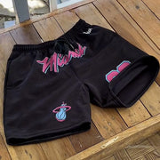 Fashionable sports fitness shorts