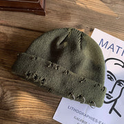 Trendy retro ripped knitted hat to keep warm