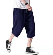Loose cotton and linen cropped casual shorts with deep pockets