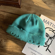 Trendy retro ripped knitted hat to keep warm