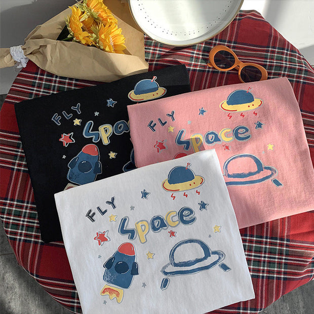 Short-sleeved T-shirt with graffiti design