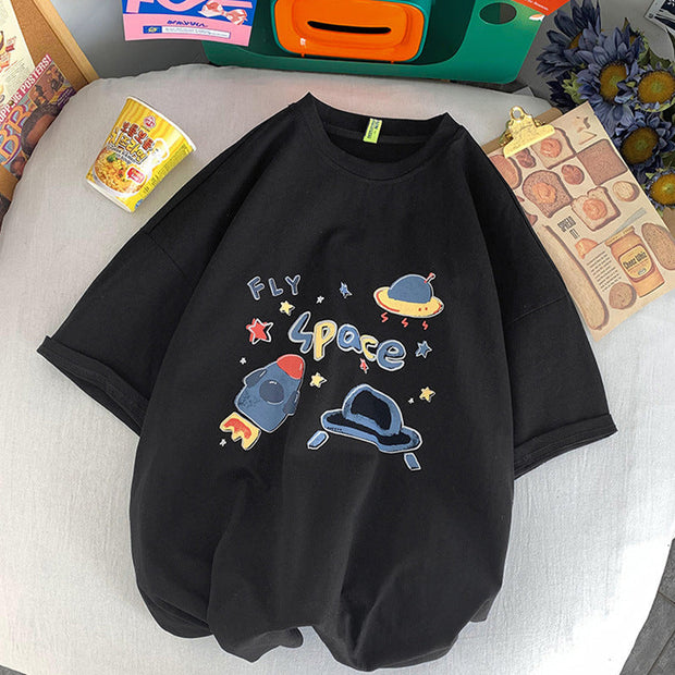 Short-sleeved T-shirt with graffiti design