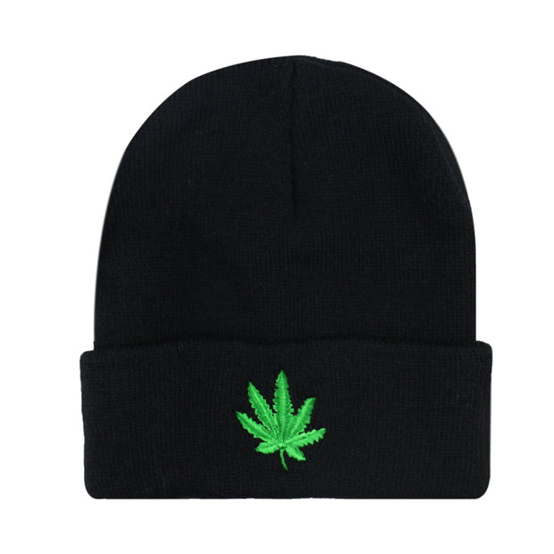 Maple Leaf Embroidered Knitted Hat Pullover Hat Hip Hop Woolen Hat