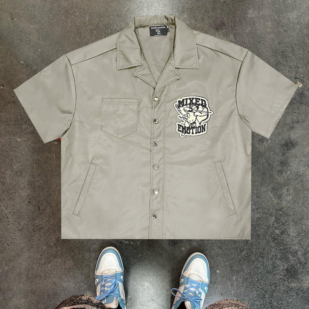 Fashionable street style lapel shirt