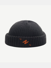 Unisex Acrylic Knitted Solid Color Letter Embroidery All-match Warmth Brimless Beanie Landlord Cap Skull Cap